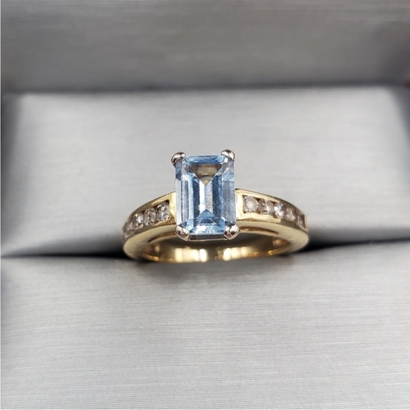 14k Solid Yellow Gold Emerald Cut Blue Topaz & Diamond Ring copy - Picture 4 of 4